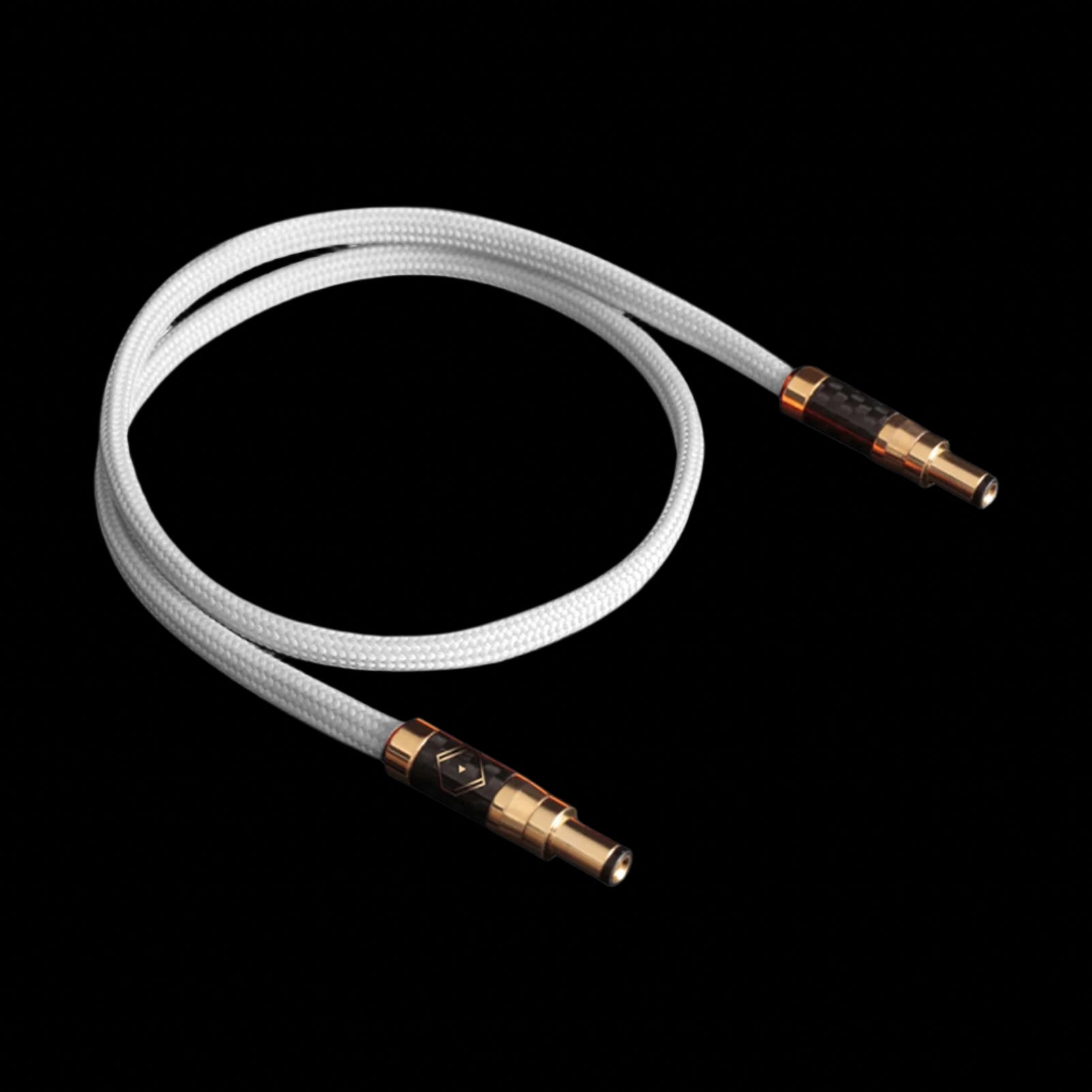 12V DC Bastei Snowy White Braided Cable with connectors and poles