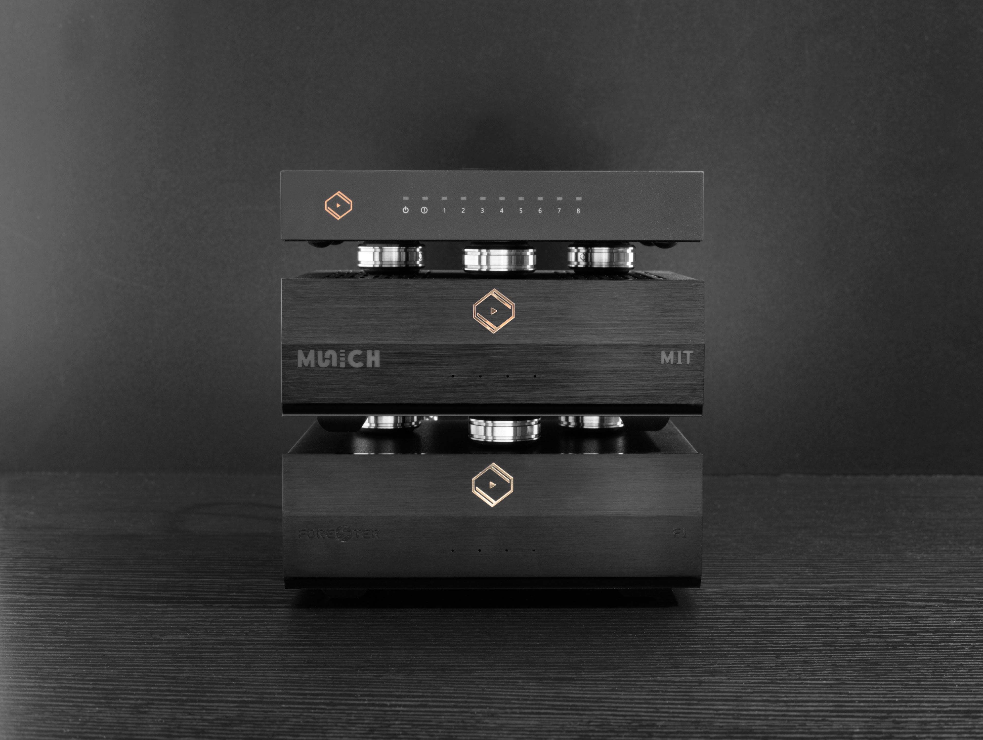 Desktop Trio Stack [$100 Mail-in Holiday Rebate Offer]