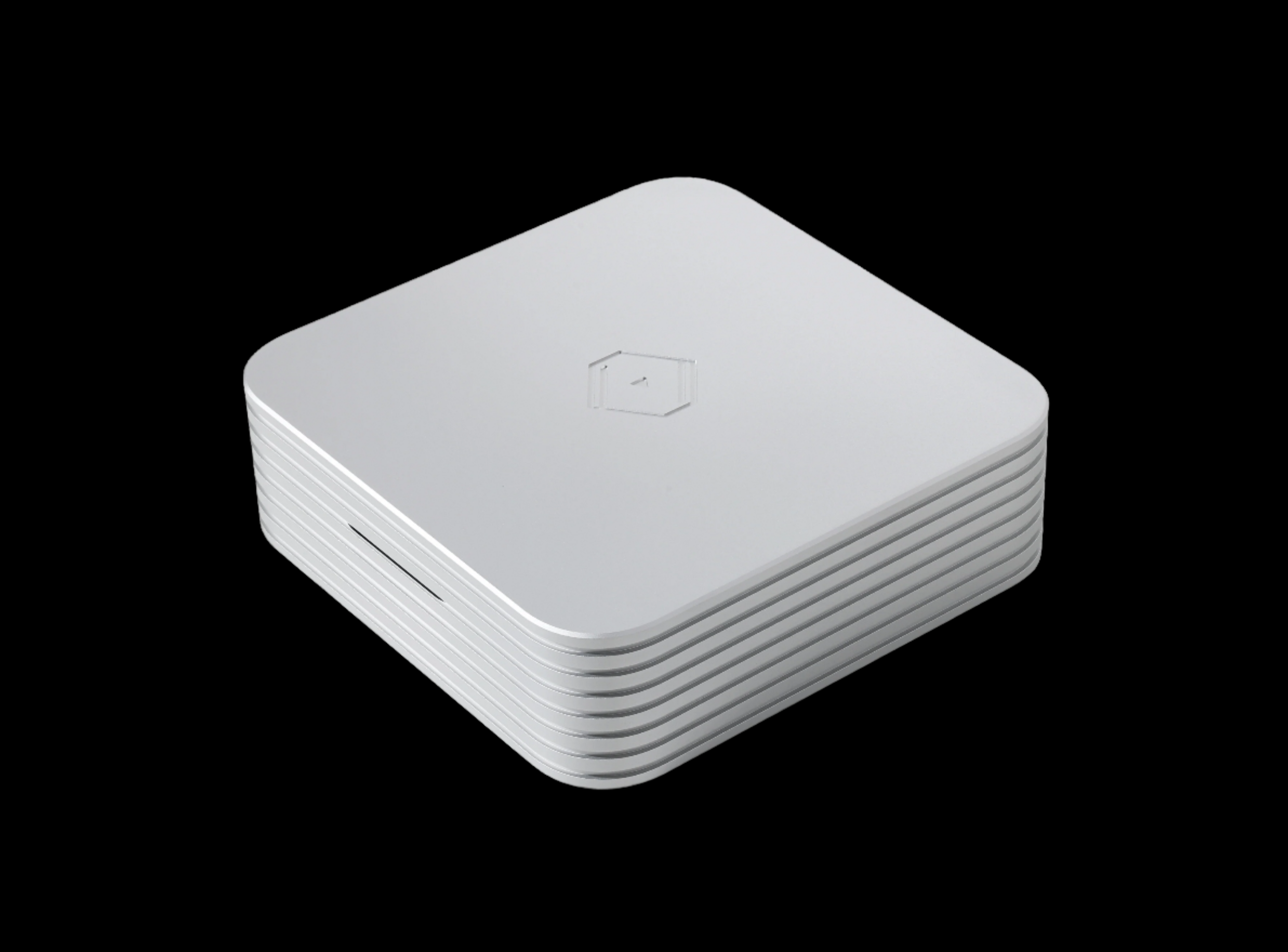 Angled view of Silent Angel Rhein Z1 Plus, showcasing premium aluminum enclosure and heat fins